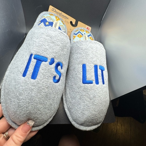 NWT Gray and Blue Mens ‘It’s Lit’ Slippers Size XL(13-14) - Picture 3 of 9